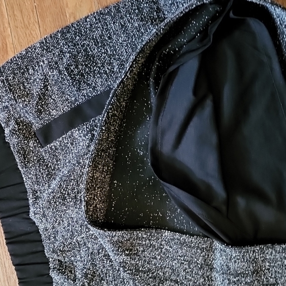 VINTAGE ANNE TAYLOR LOFT BRAND MULTIFUNCTIONAL MINI skirt size medium - Picture 9 of 10